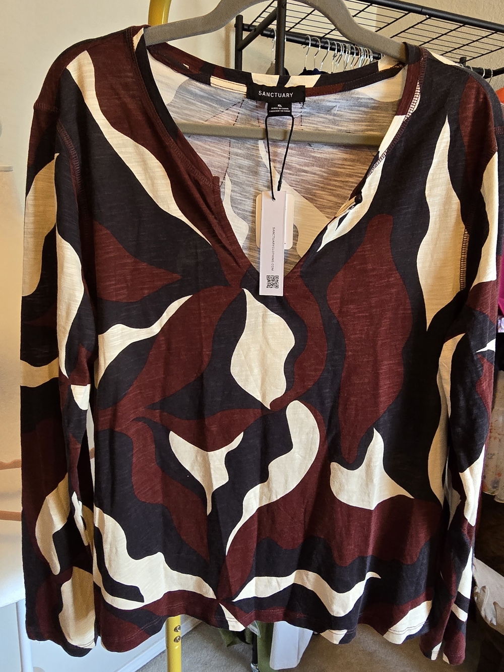Sanctuary Women's Abstract Print V-Neck Long Sleeve Top - Brown/Black/Cream XL